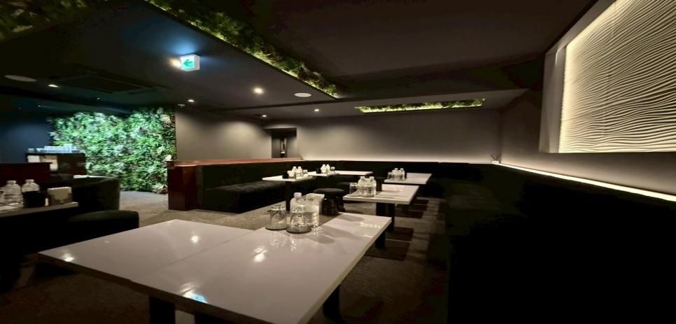 【千葉中央駅 徒歩2分居抜き店舗】】バー・ラウンジ居抜き／48坪大型空間・内装美麗／千葉市中央区の即営業可物件